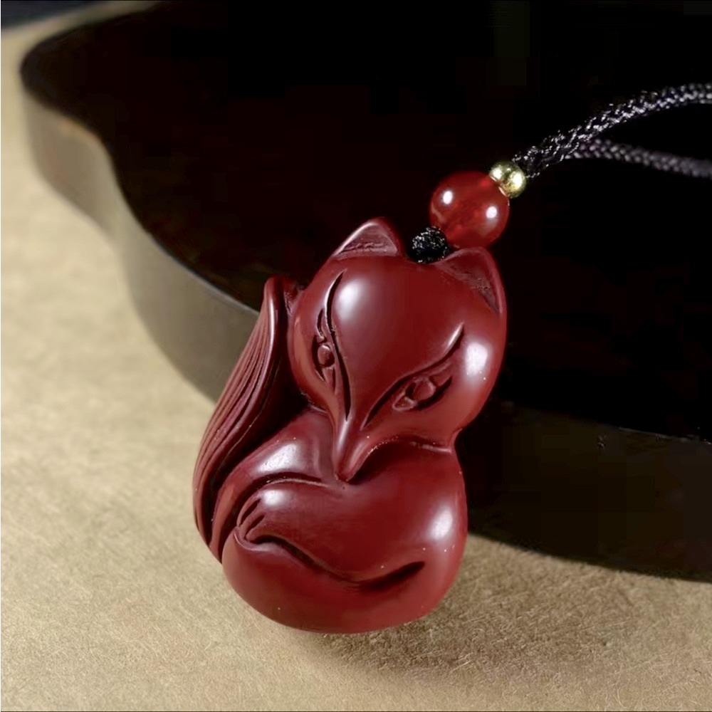 Cinnabar carved fox - Picture 4 of 9